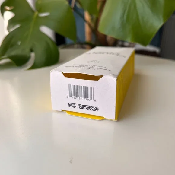 Supergoop Unseen Sunscreen, SPF 40, Broad Spectrum Sunscreen - Picture 4 of 5